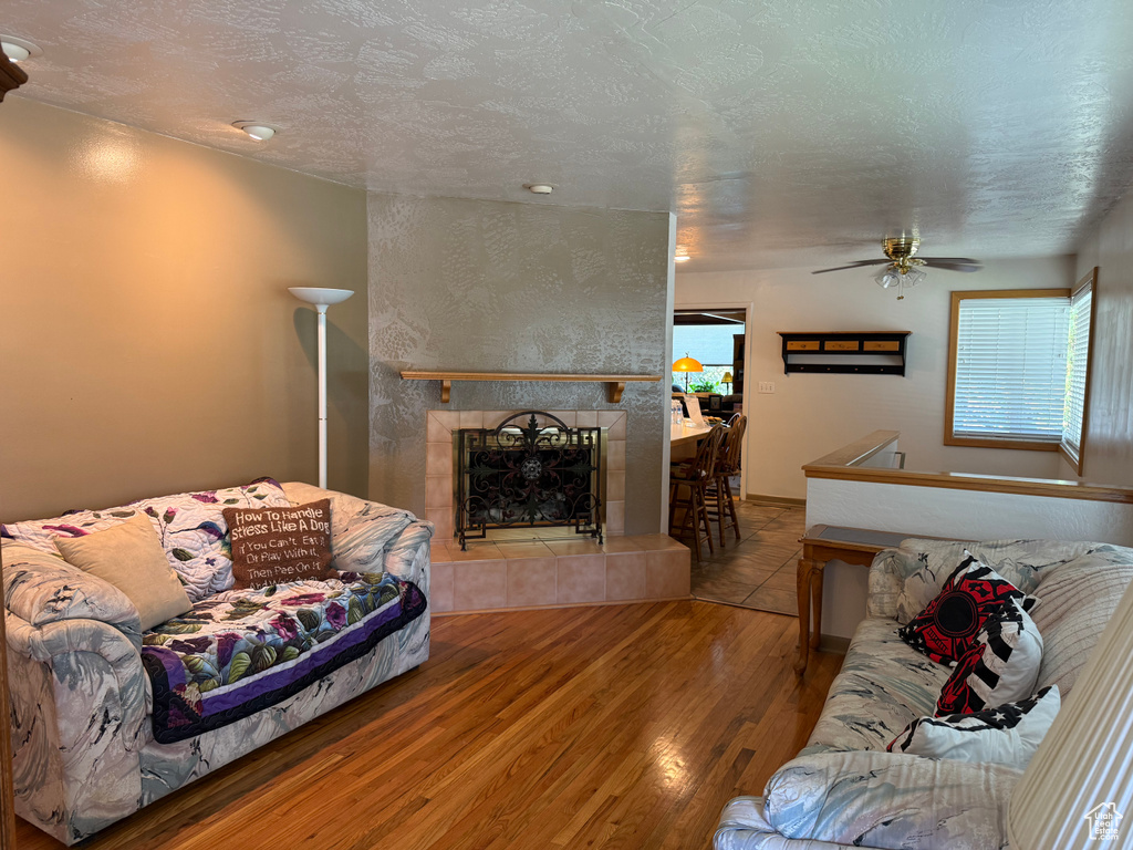 Photo 17 for MLS #2095648 at 2936 E La Joya Dr