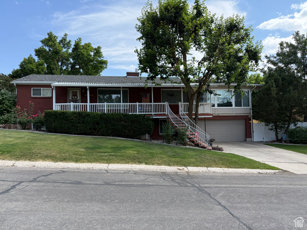 2936 E LA JOYA DR Salt Lake City, UT 84124