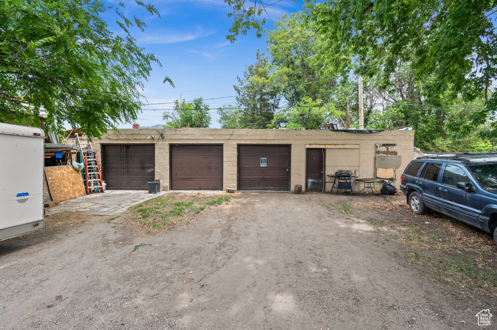 View of detached garage