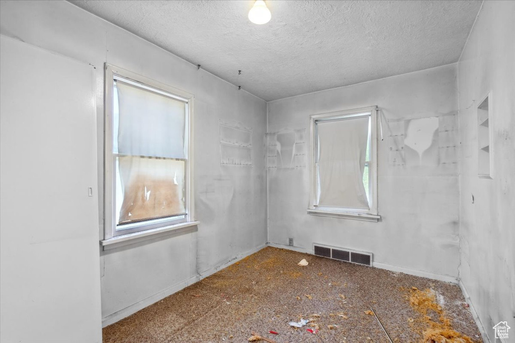 38 S 100 W Pleasant Grove, UT 84062
