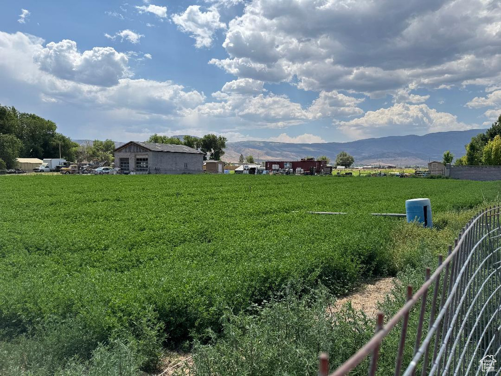 View of yard with a mountain view