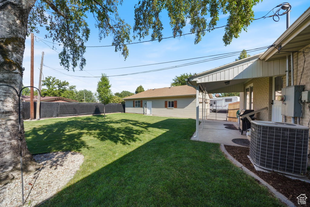 5572 S AVALON DR Murray, UT 84107