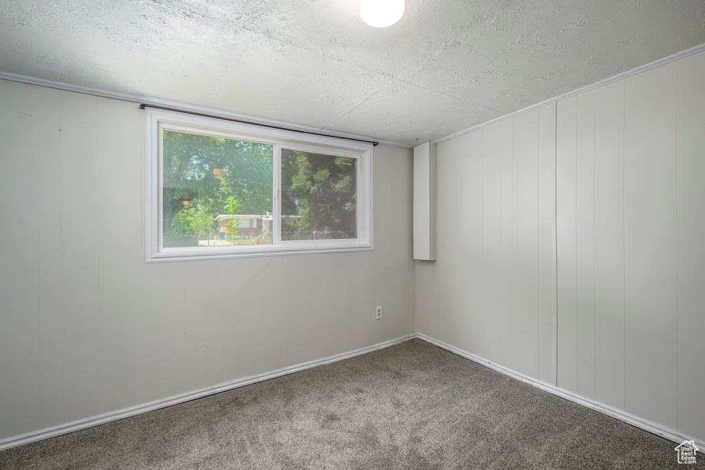 5674 S 2650 W Roy, UT 84067
