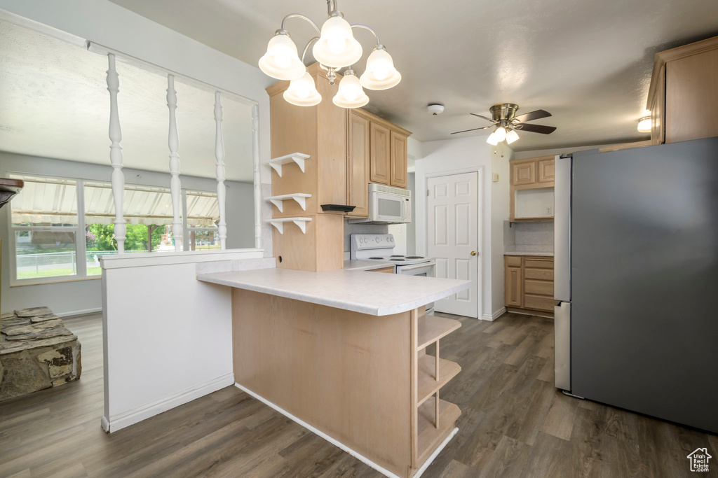 5674 S 2650 W Roy, UT 84067