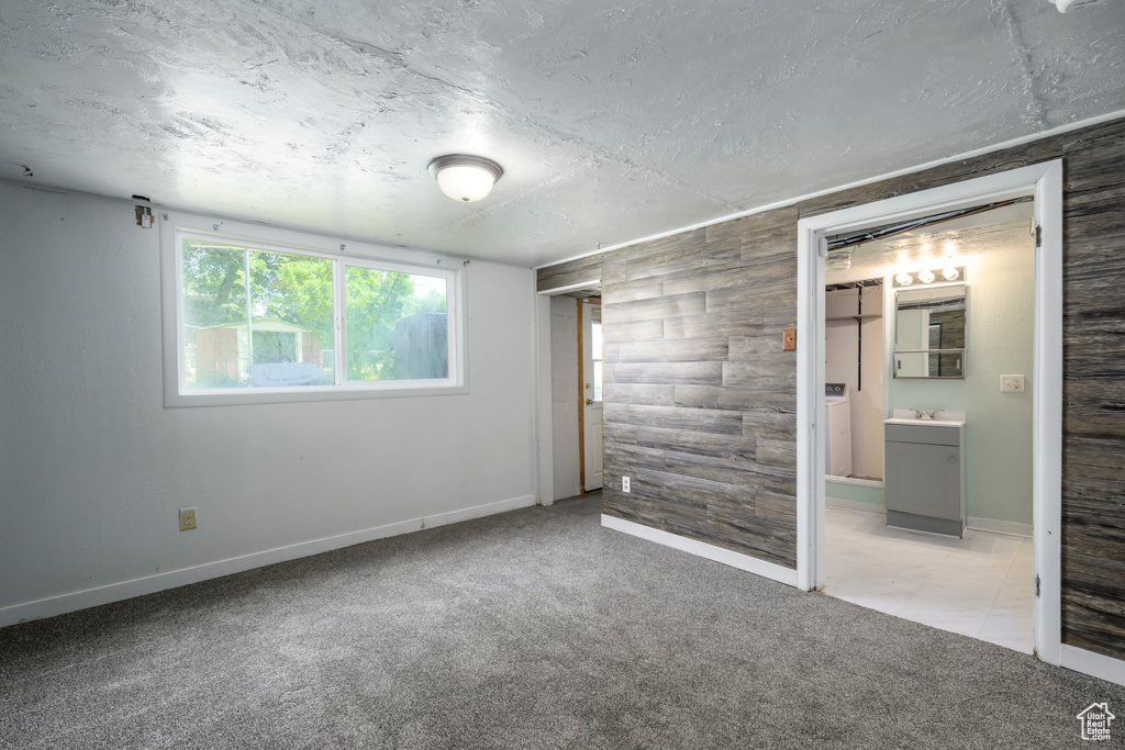 5674 S 2650 W Roy, UT 84067
