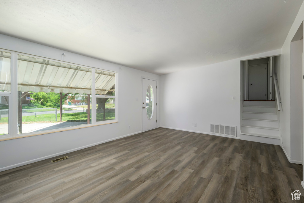 5674 S 2650 W Roy, UT 84067