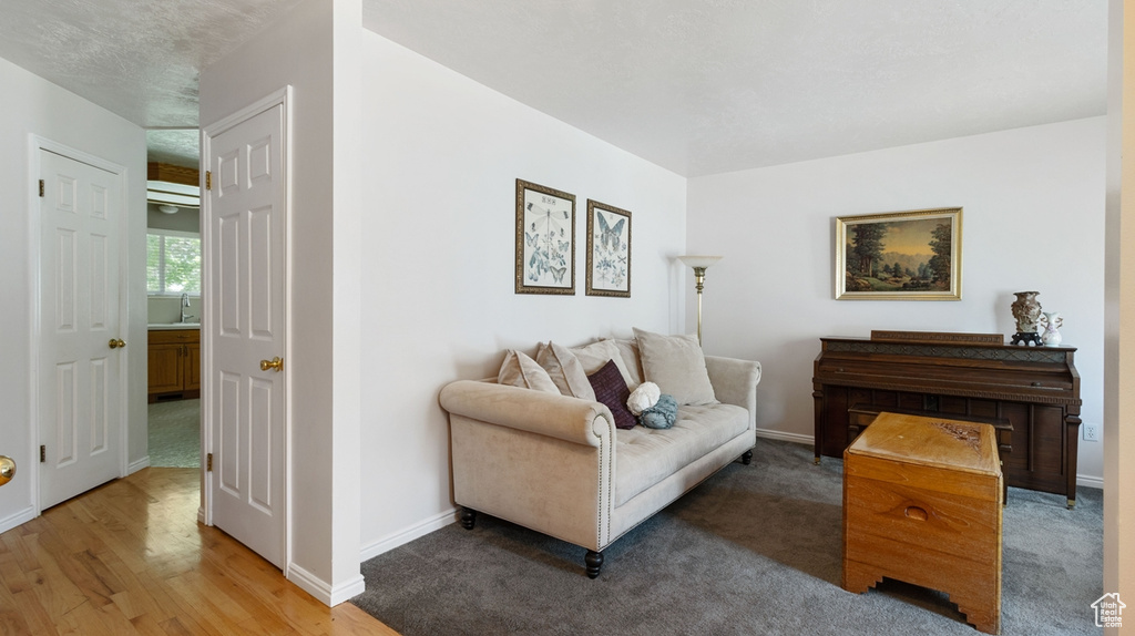 8007 S 2550 E South Weber, UT 84405
