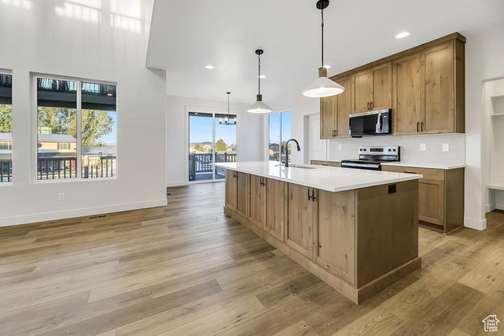 Photo 5 for MLS #2095707 at 3261 N 2500 West