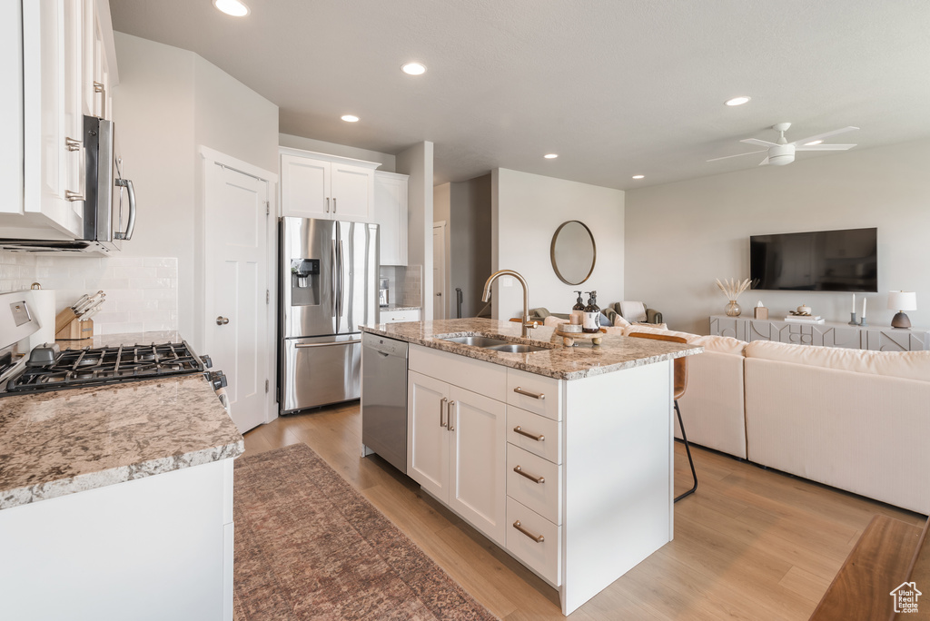 4133 N CRESTHAVEN LN Lehi, UT 84043