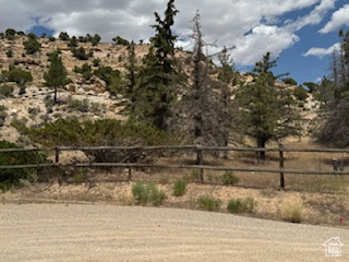 8  RED CIR Mc Kinnon, WY 82935