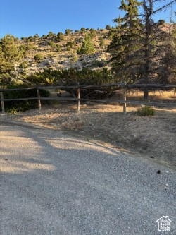 8  RED CIR Mc Kinnon, WY 82935