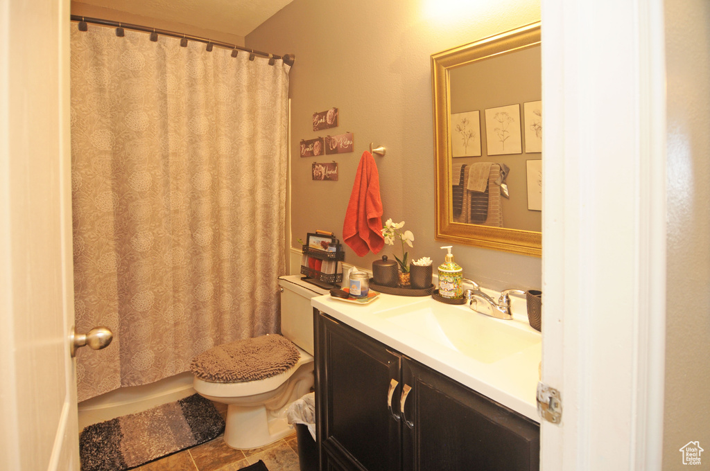 2113 E JUNIPER DR Eagle Mountain, UT 84005