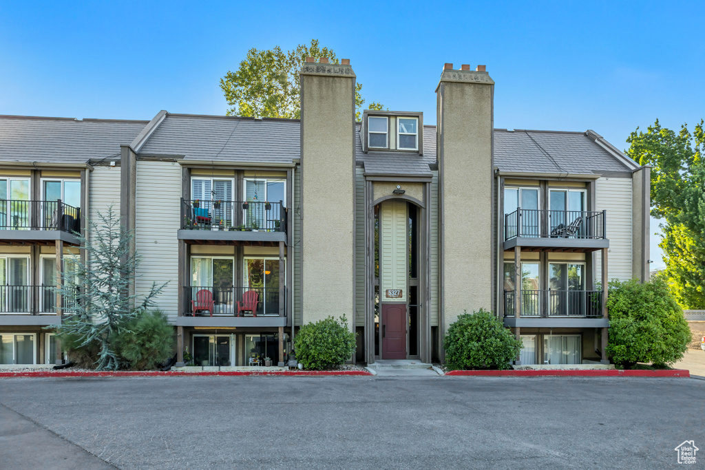5327 S 560 E #F Murray, UT 84107