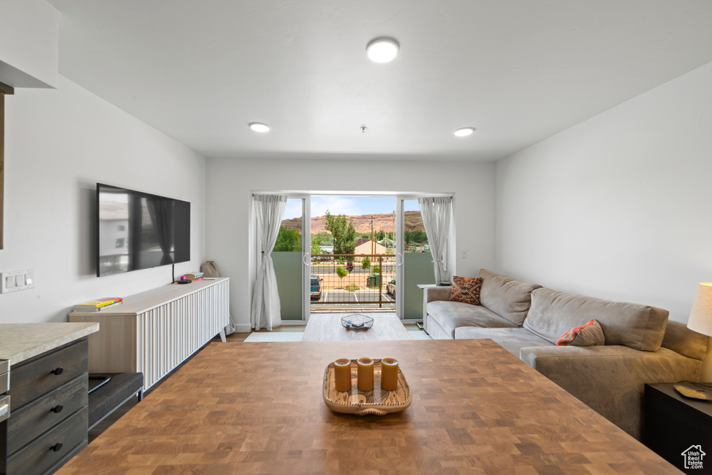 443 KANE CREEK BLVD #212 Moab, UT 84532