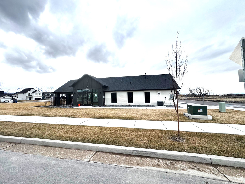 352 W ROPELATO DR Nibley, UT 84321