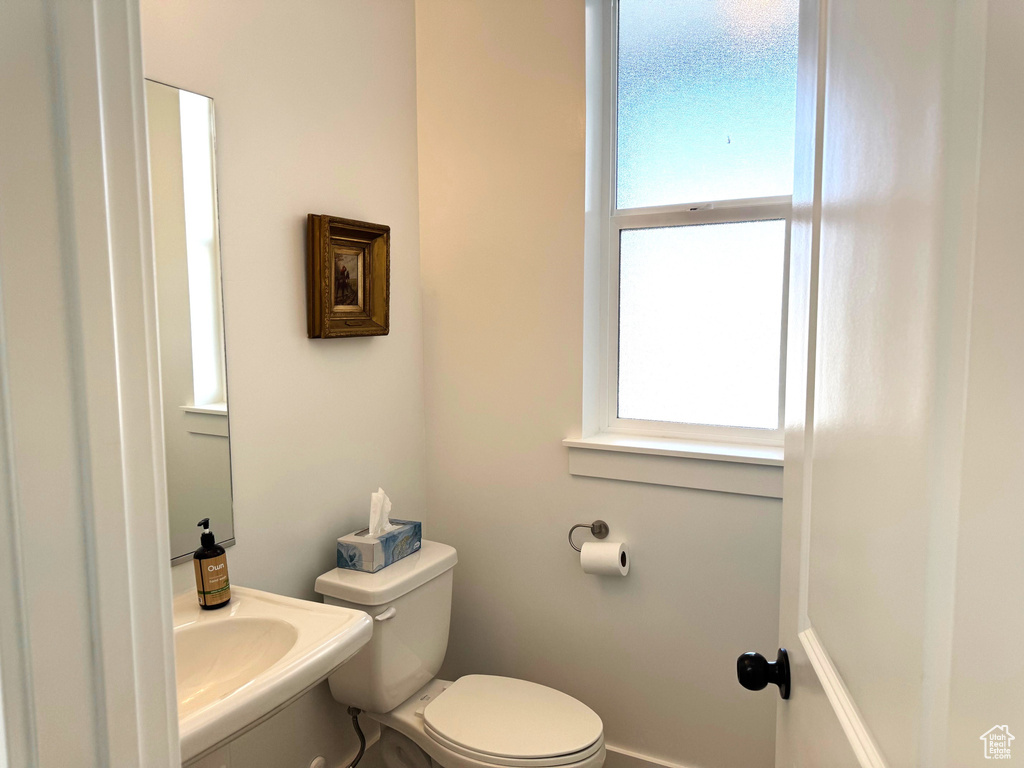 352 W ROPELATO DR Nibley, UT 84321
