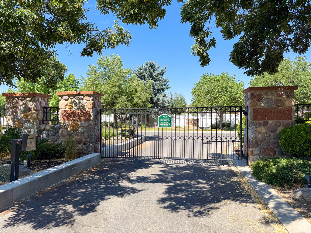 561 E LAND RUSH DR Midvale, UT 84047