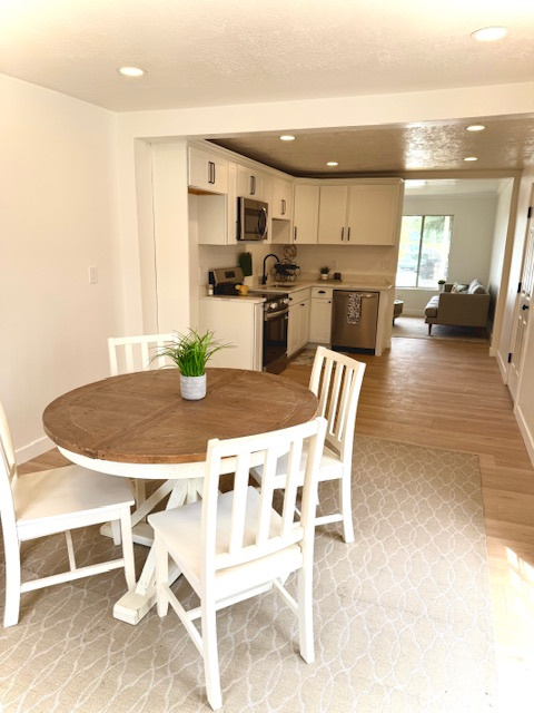 3066 S 8900 W Magna, UT 84044