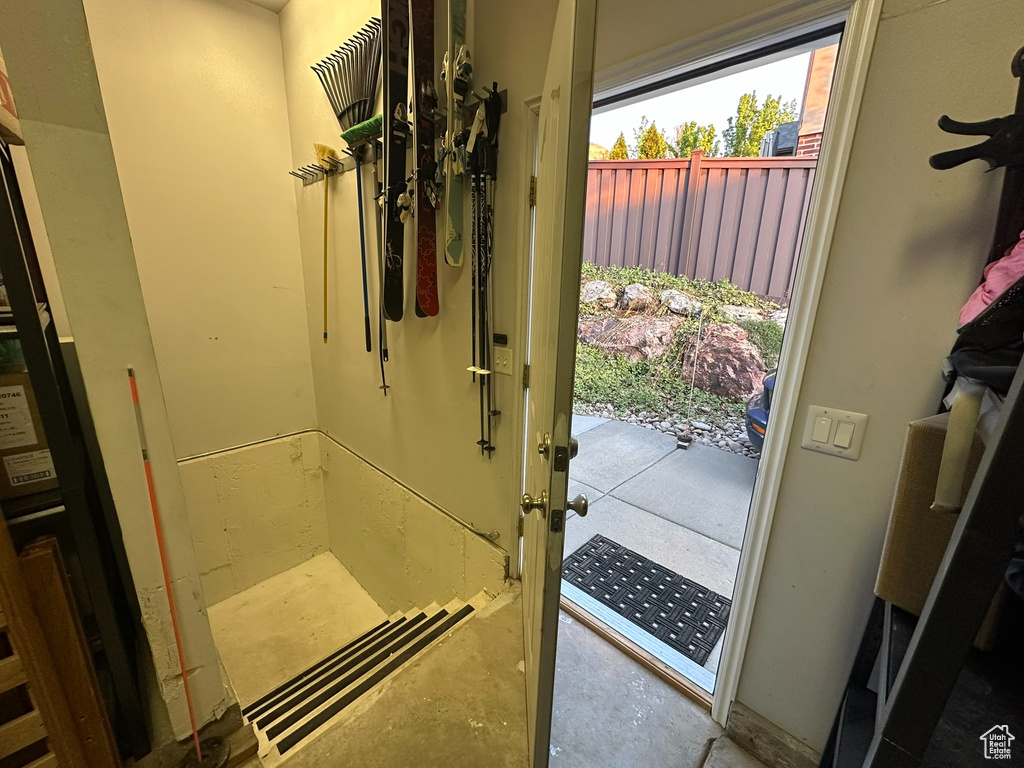 609 S PARKWAY DR North Salt Lake, UT 84054