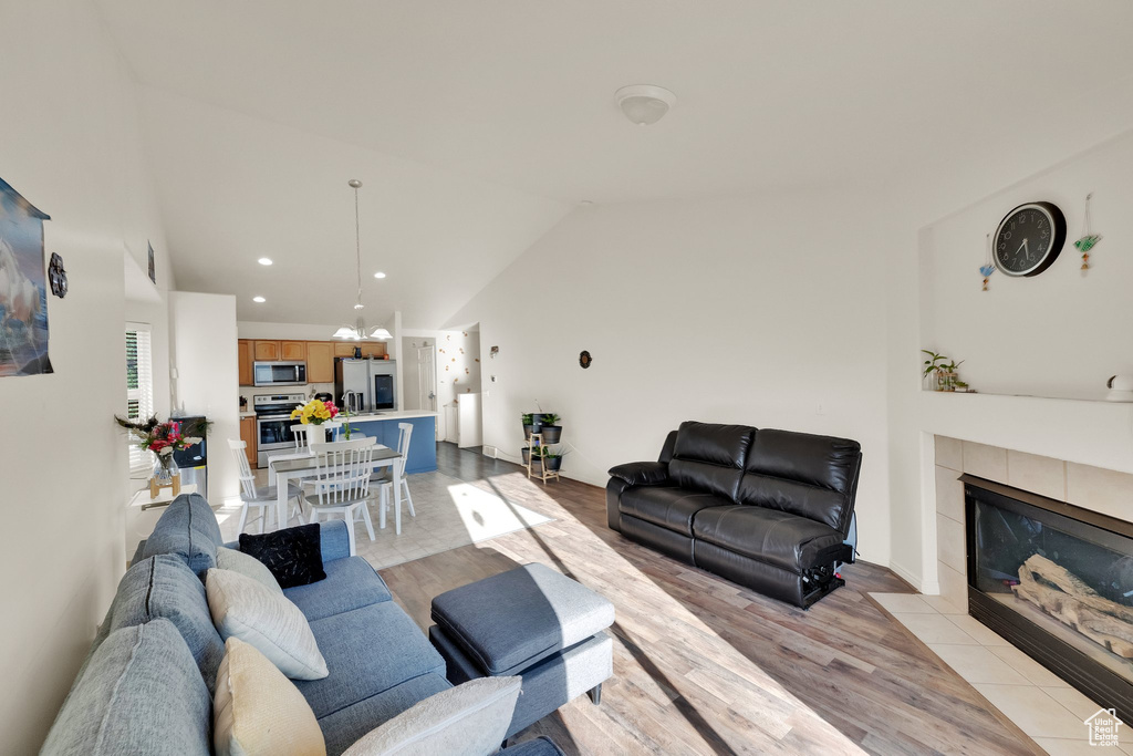 8282 S 6430 W West Jordan, UT 84081