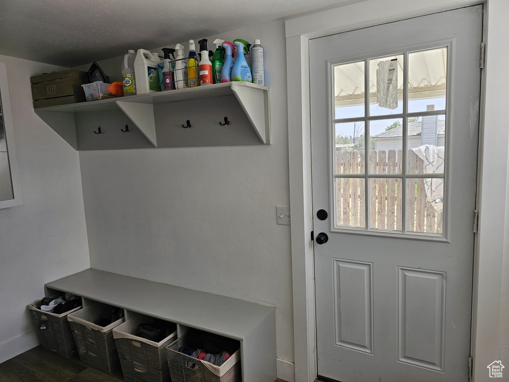 92 W 300 N Huntington, UT 84528