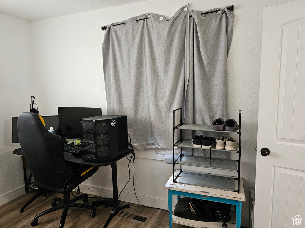 92 W 300 N Huntington, UT 84528