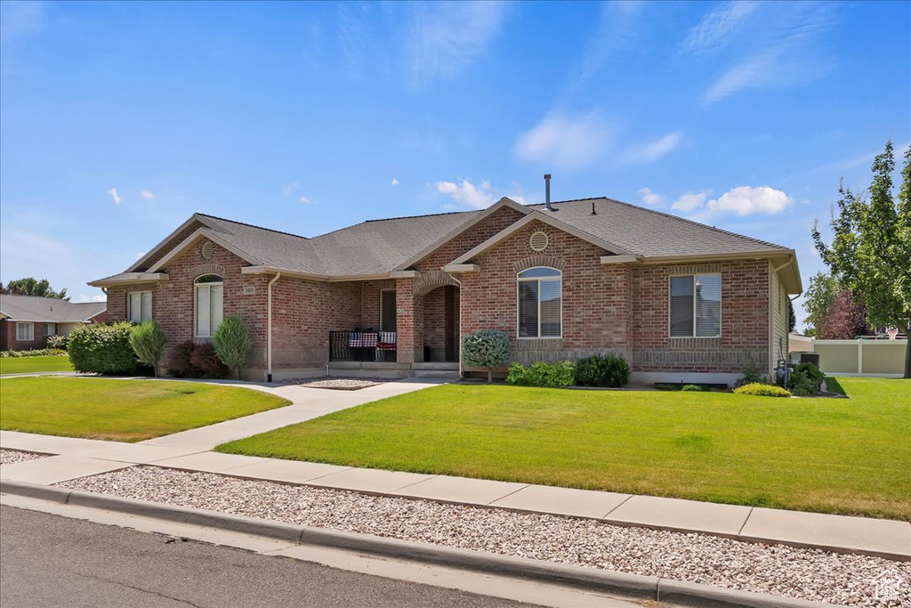 1401 W 1020 N Clinton, UT 84015