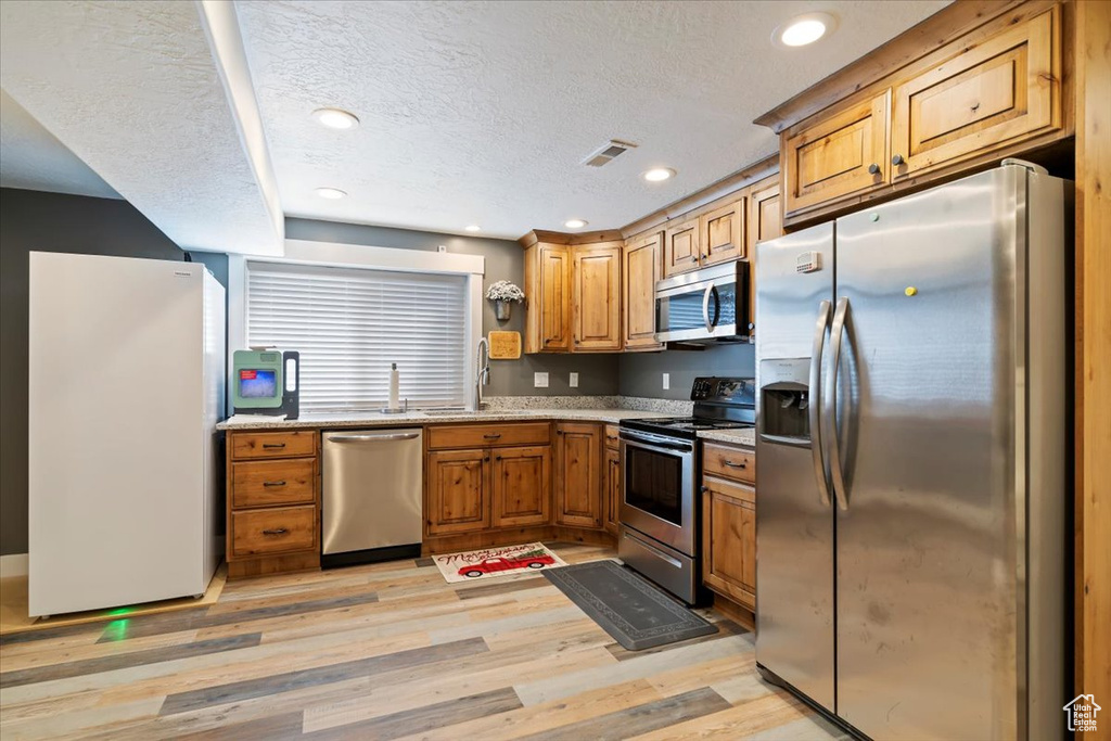 1401 W 1020 N Clinton, UT 84015