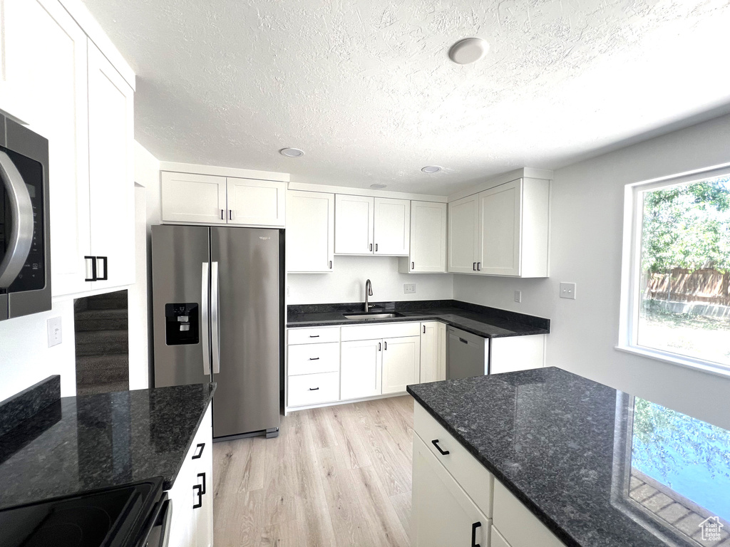 686 N PARKWAY AVE Tooele, UT 84074