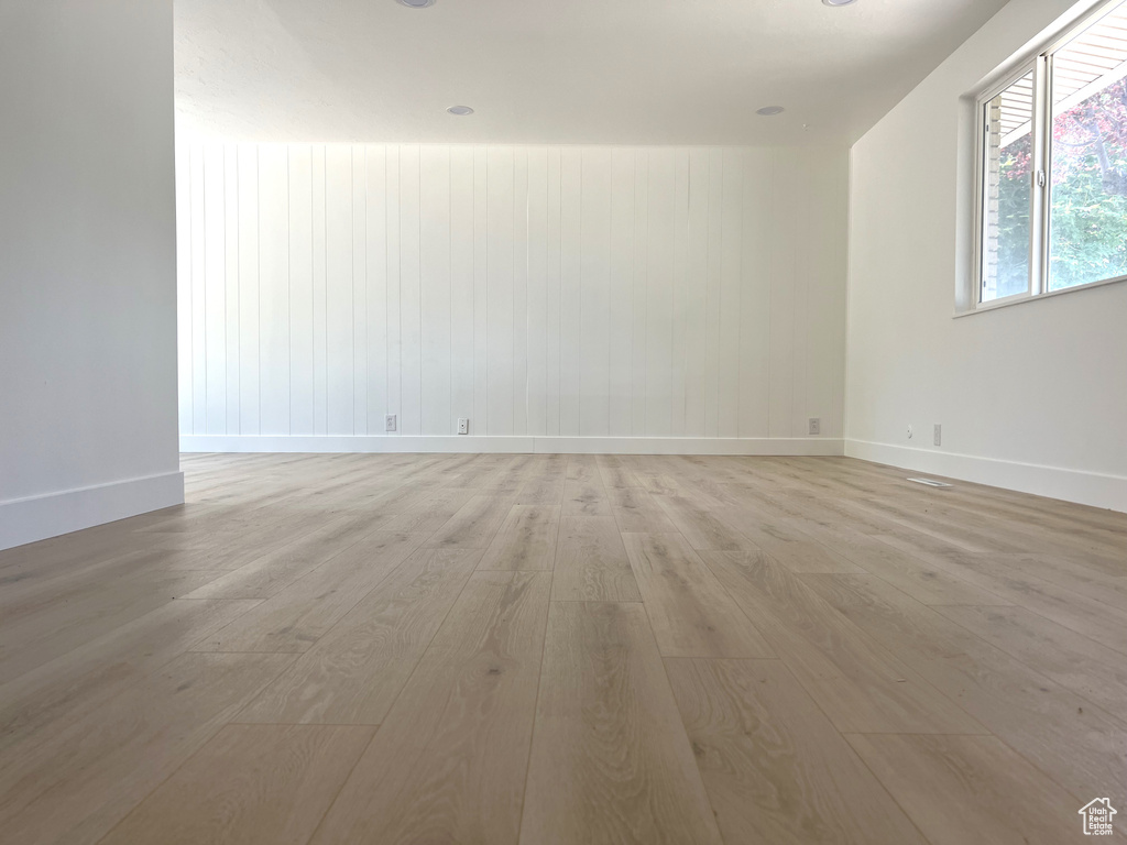 686 N PARKWAY AVE Tooele, UT 84074