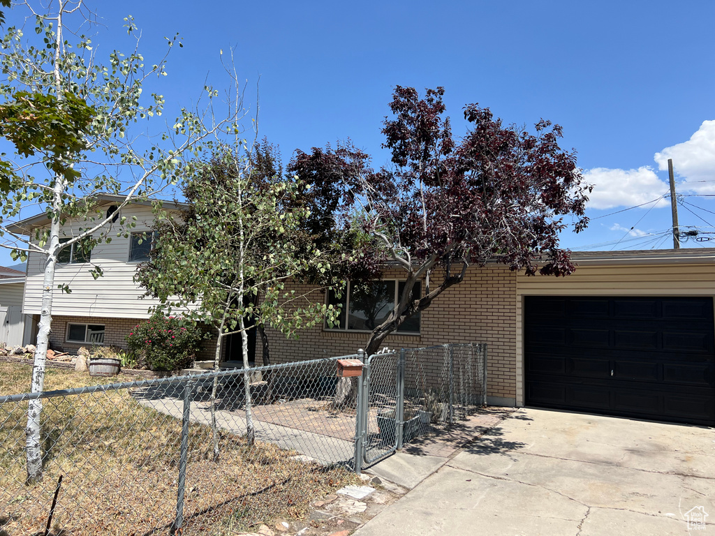 686 N PARKWAY AVE Tooele, UT 84074
