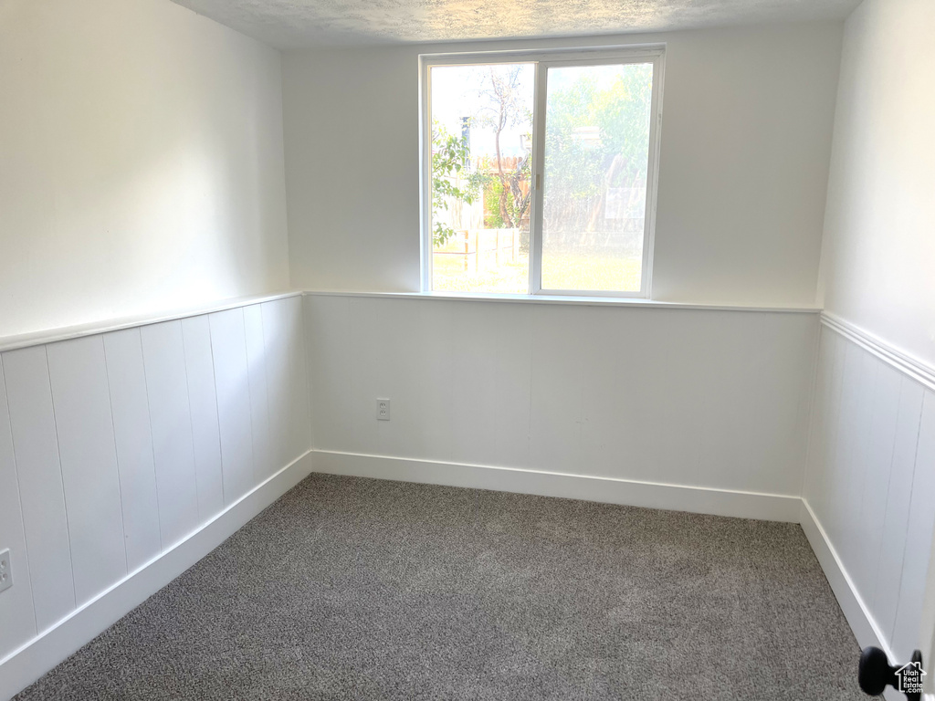 686 N PARKWAY AVE Tooele, UT 84074