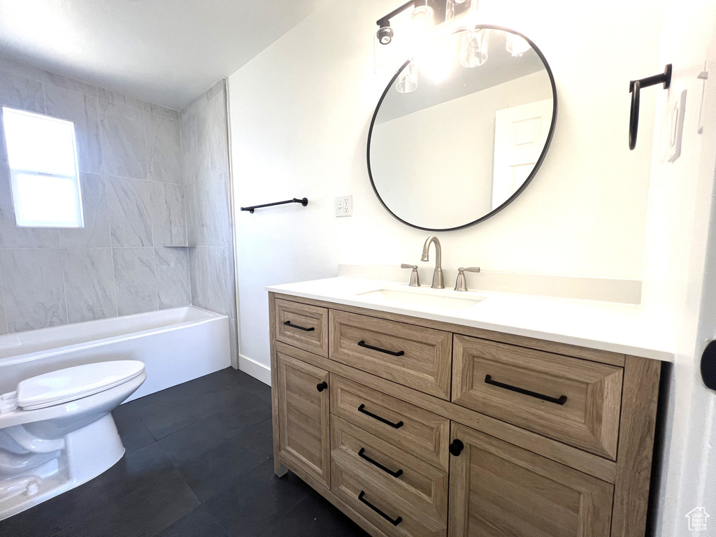 686 N PARKWAY AVE Tooele, UT 84074