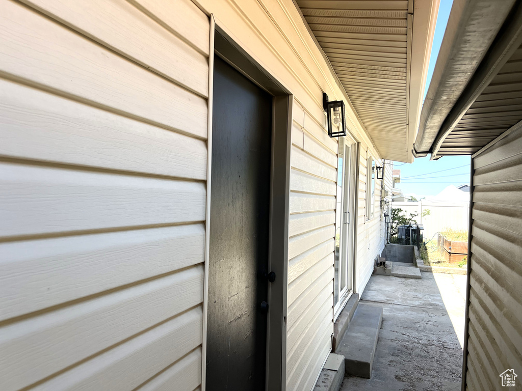 686 N PARKWAY AVE Tooele, UT 84074