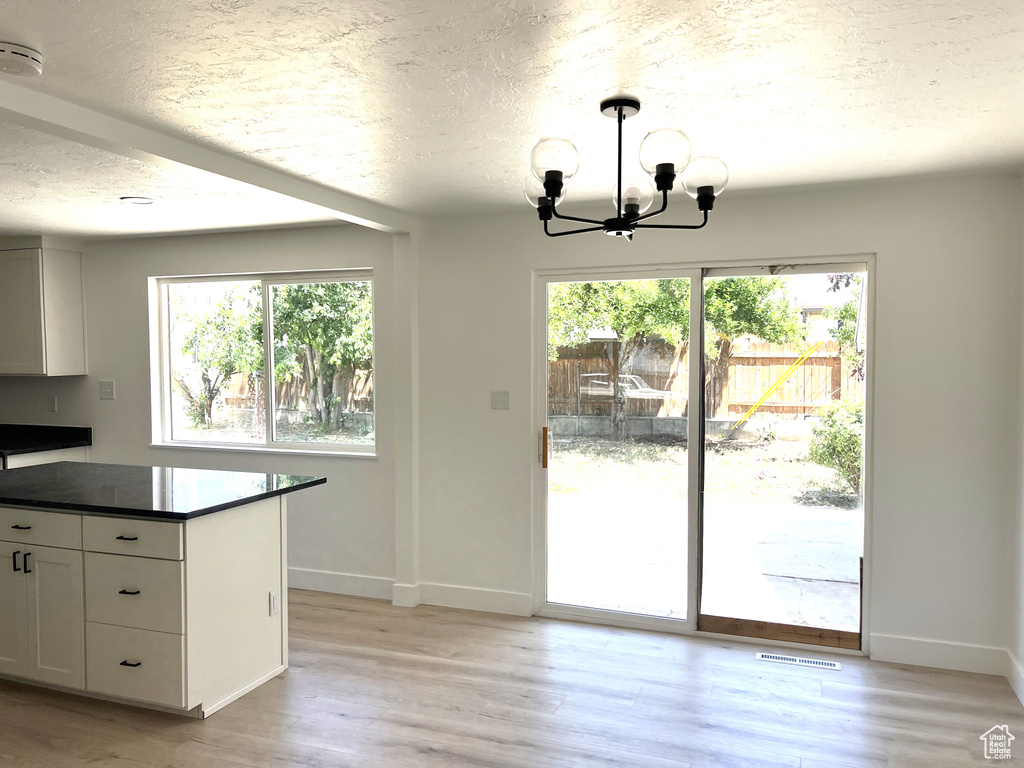 686 N PARKWAY AVE Tooele, UT 84074
