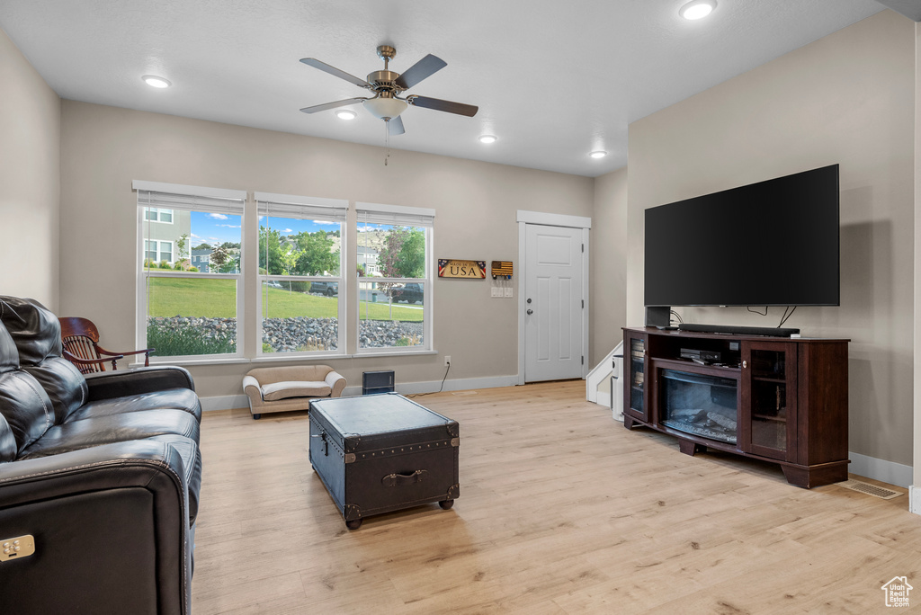 2722 E IRON BARK ALY Eagle Mountain, UT 84005