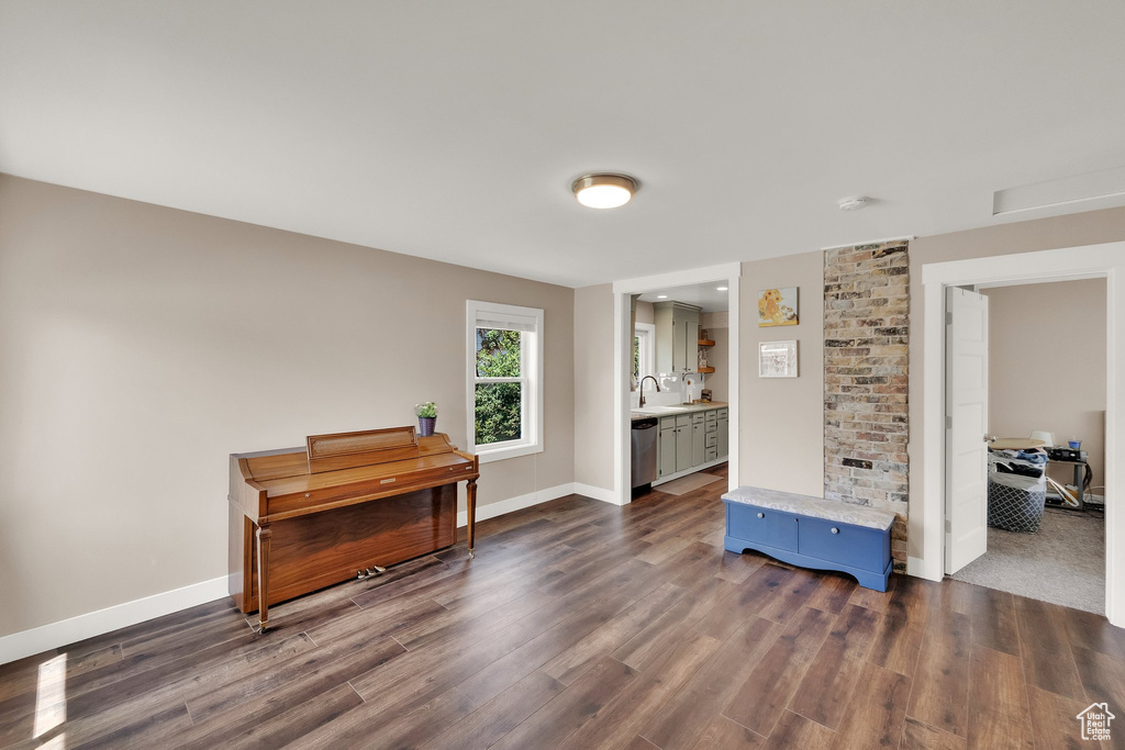 209 E 2700 S South Salt Lake, UT 84115