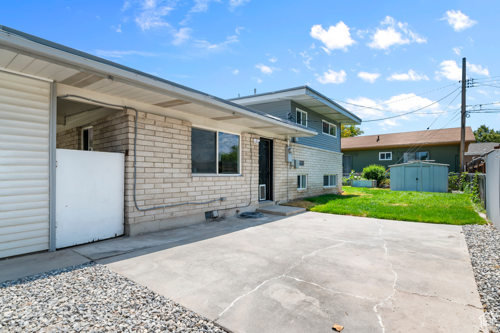 8254 S HARRISON ST Midvale, UT 84047