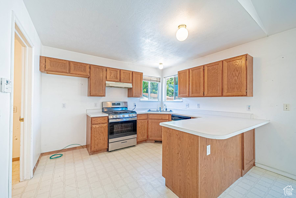 5150 W GLEN PARK CT Salt Lake City, UT 84120