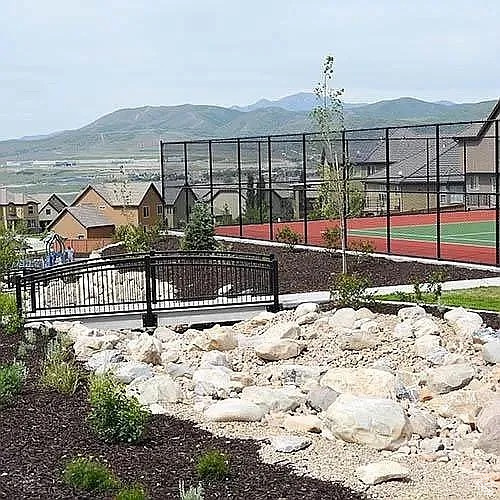 Surrounding community with a mountain view
