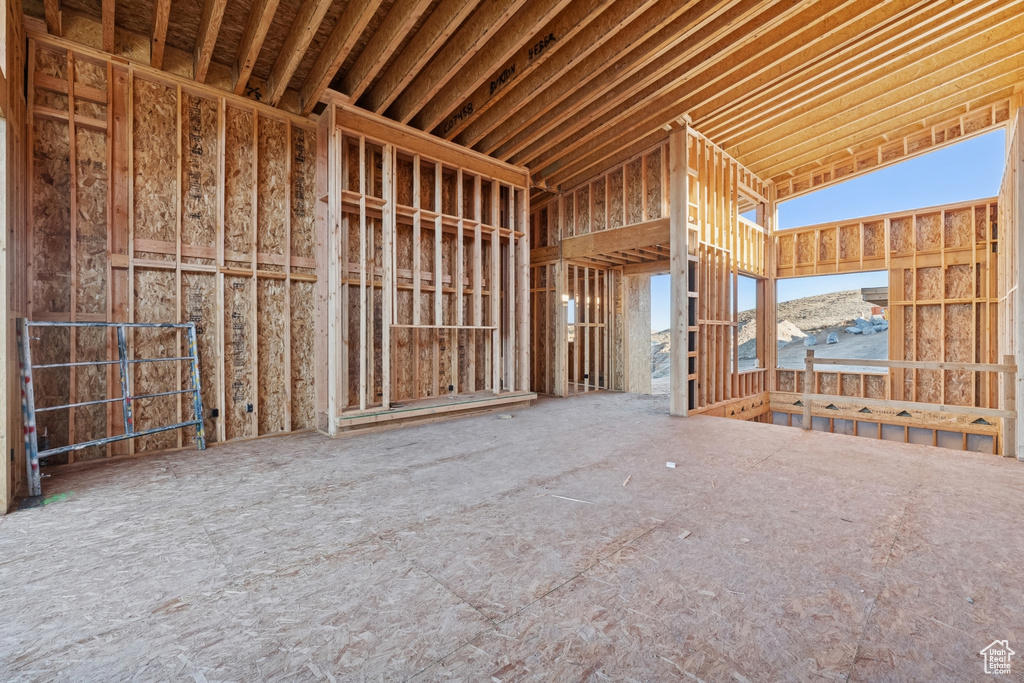 Photo 18 for MLS #2095858 at 6033 Golf Club #5