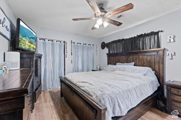 Photo 7 for MLS #2095868 at 246 S 475 East