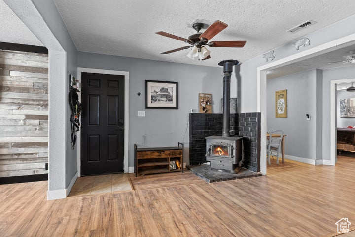 Photo 5 for MLS #2095868 at 246 S 475 East