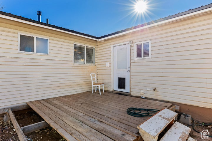 Photo 16 for MLS #2095868 at 246 S 475 East