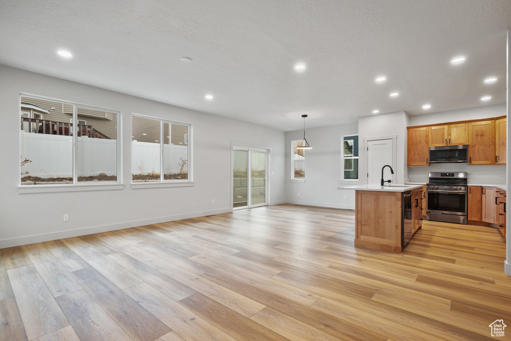 6317 W CAPE LN West Valley City, UT 84128