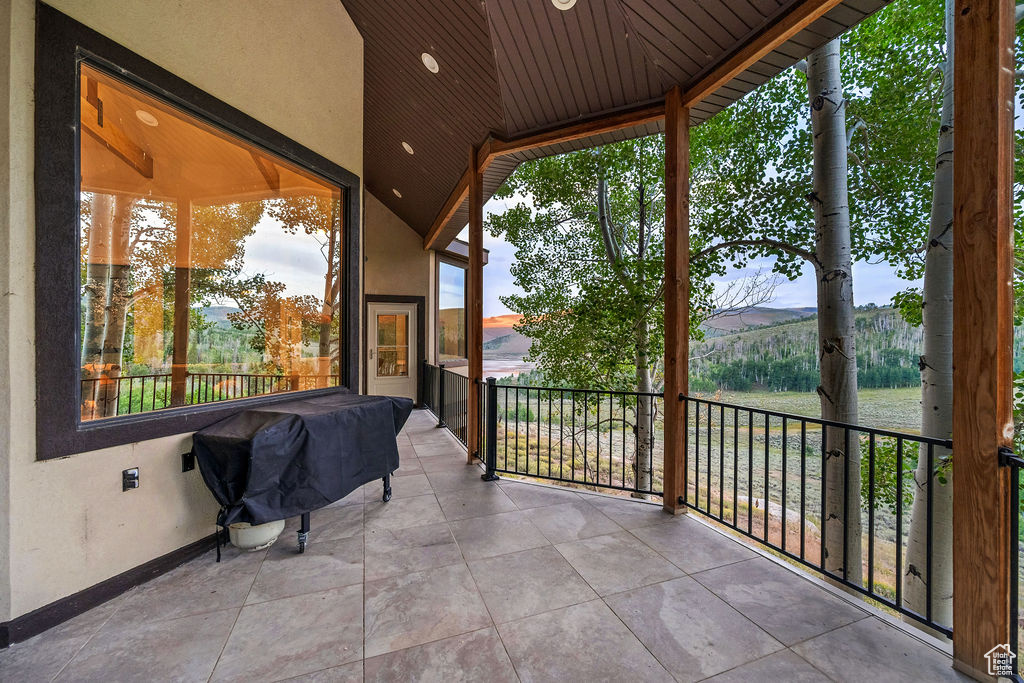 Photo 67 for MLS #2095883 at 1960 N Lake Dr