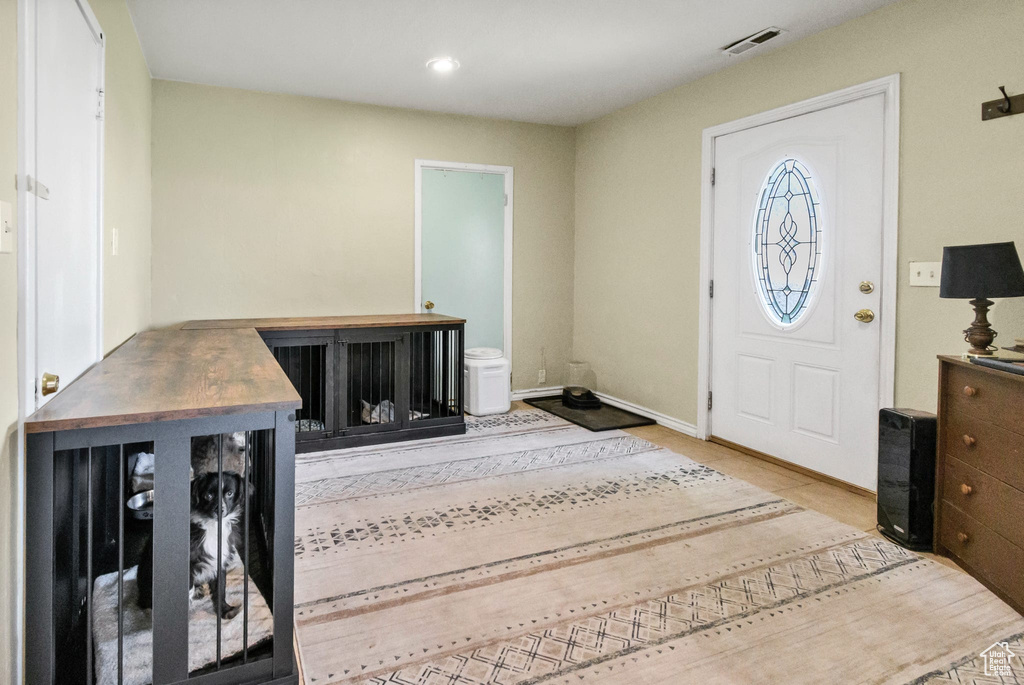 Photo 3 for MLS #2095885 at 340 N Main St