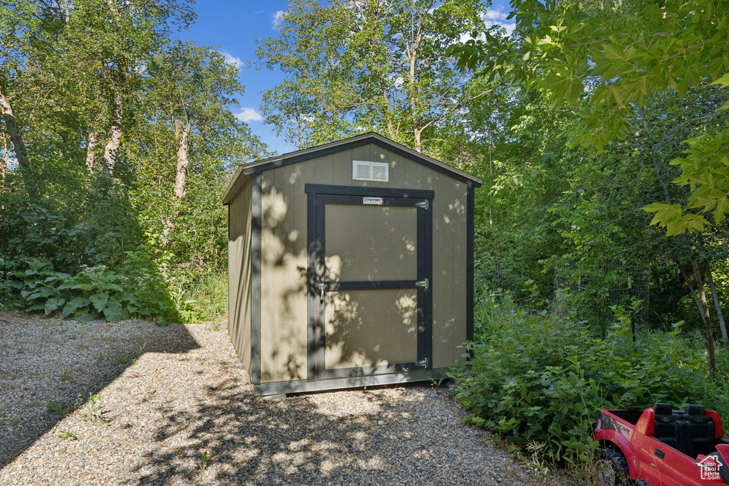 18 S DIANE HOLLOW WAY Emigration Canyon, UT 84108
