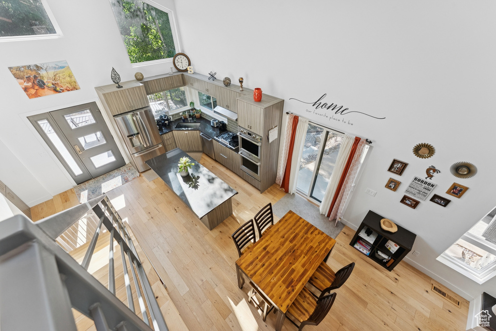 18 S DIANE HOLLOW WAY Emigration Canyon, UT 84108