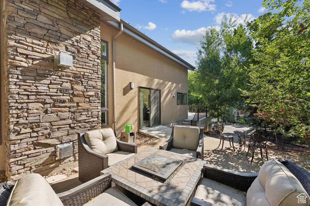 18 S DIANE HOLLOW WAY Emigration Canyon, UT 84108